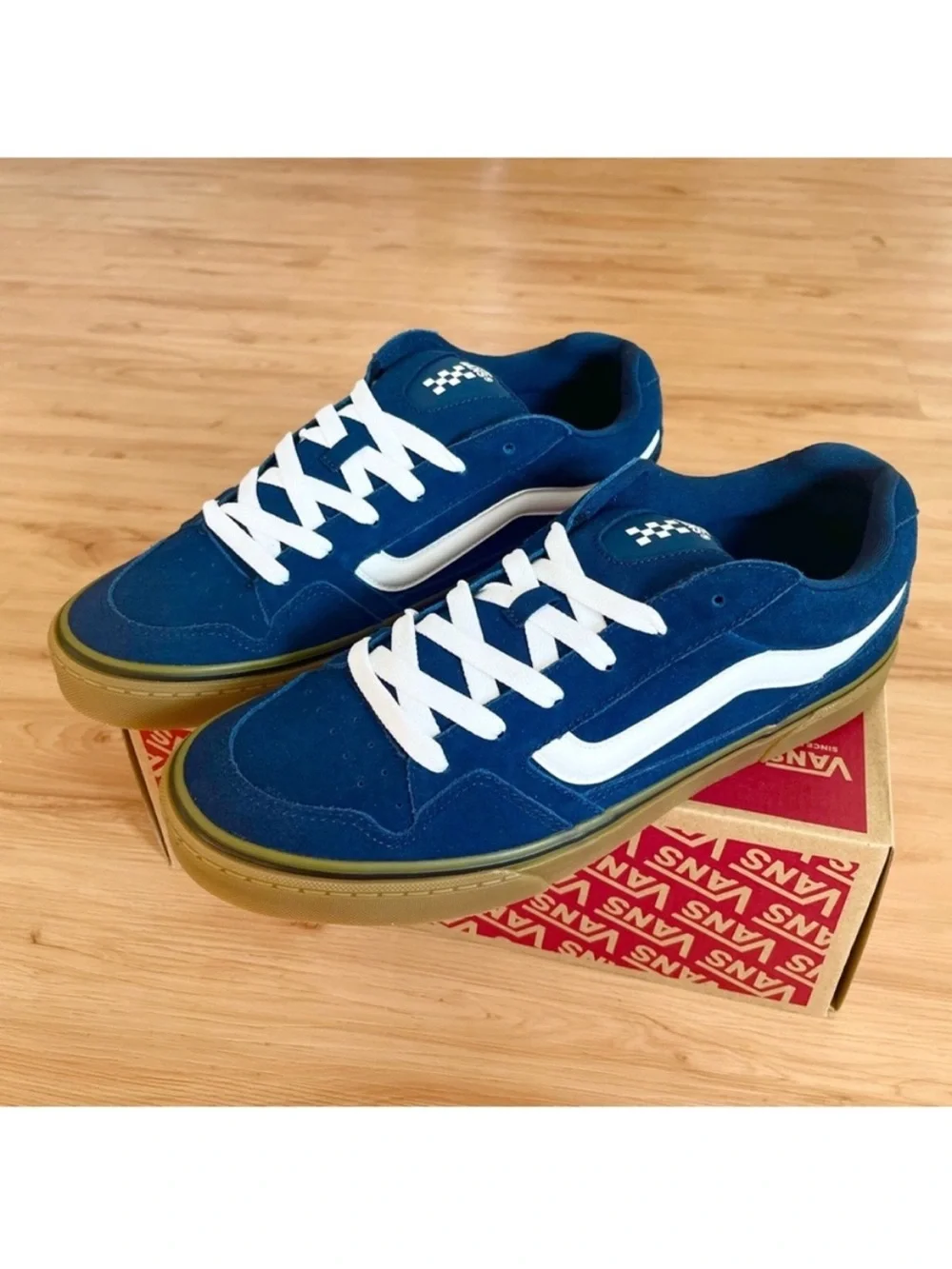 Vans Caldrone Suede Dress Blues Gum Mens 12.0 US